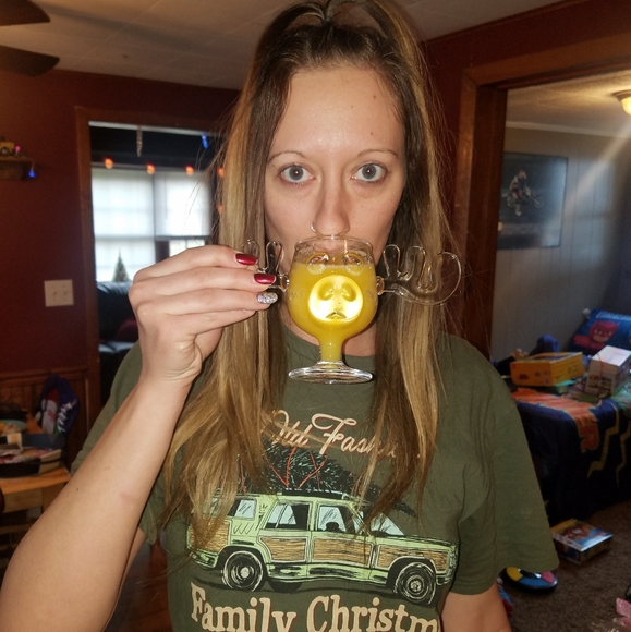 Meet your Posher, Jessica - Picture 2 of 3